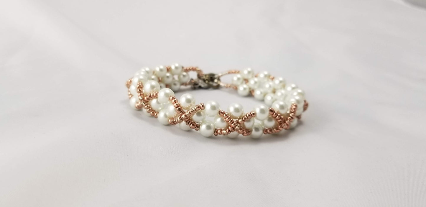 Handmade - XO Beaded Bracelet