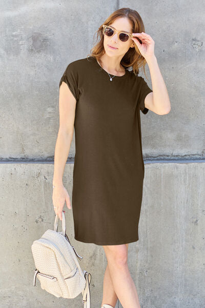 Round Neck Short Sleeve Dress with Pockets