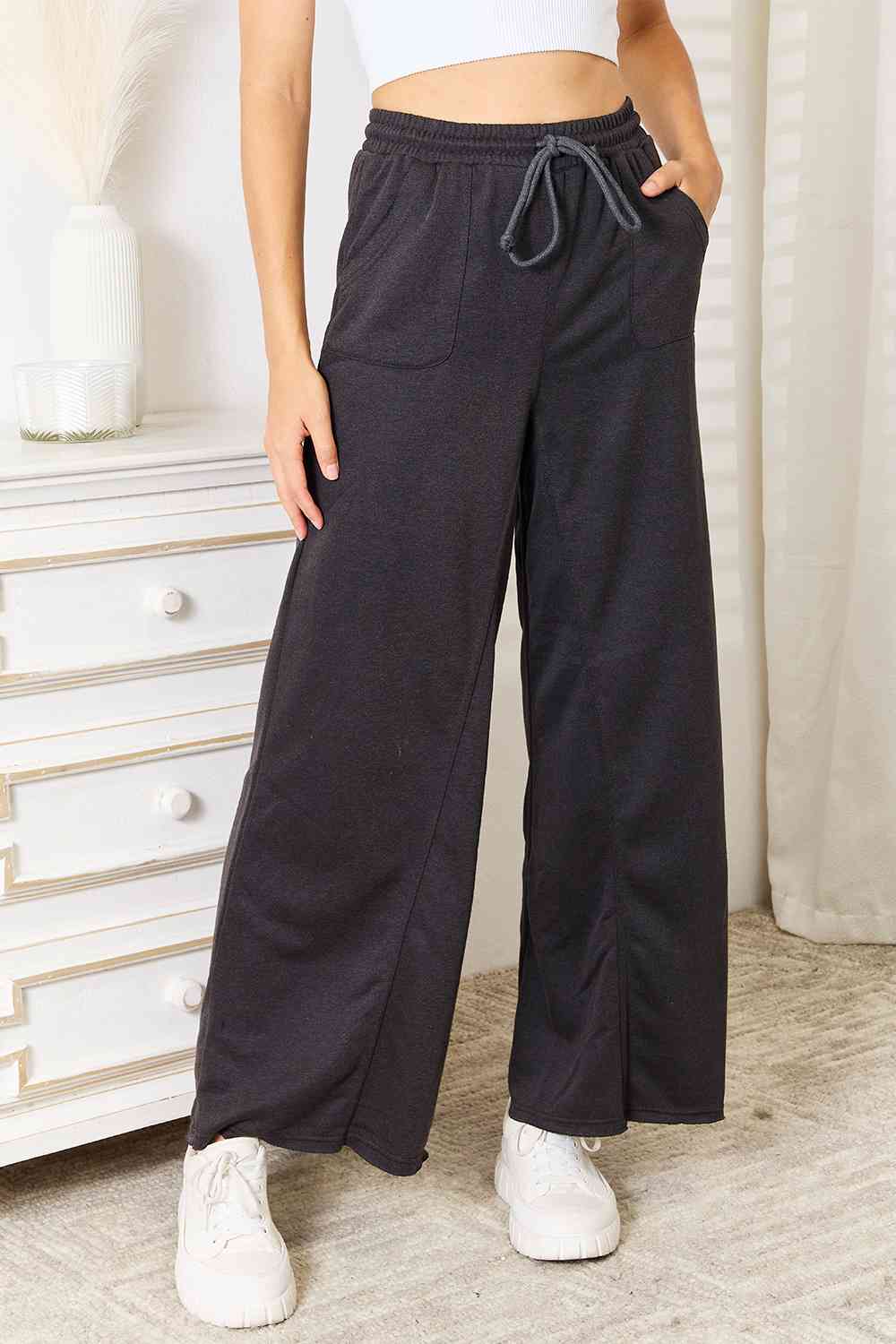 Wide Leg Pocketed Pants